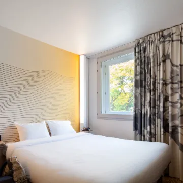 B&B Hotel Landerneau Bois Noir