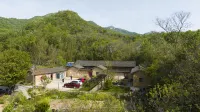 Luoshan Jilong Village Taoyuan Residence