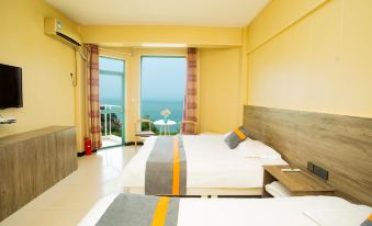 Venice Crown Holiday Center