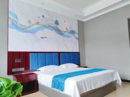 Jinyu Hotel Ejina Banner Отели рядом с достопримечательностью «Qidaoqiao Scenic Area»