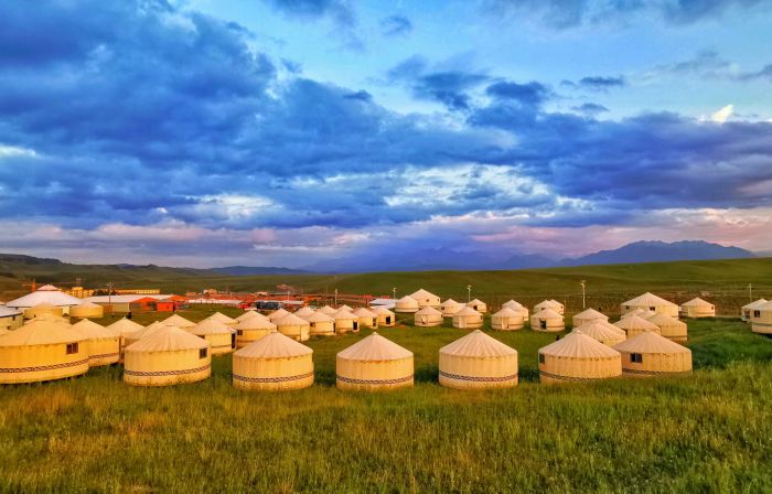 Shandan Wowo Self-driving Camping Camp