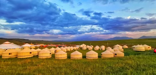 Shandan Wowo Self-driving Camping Camp