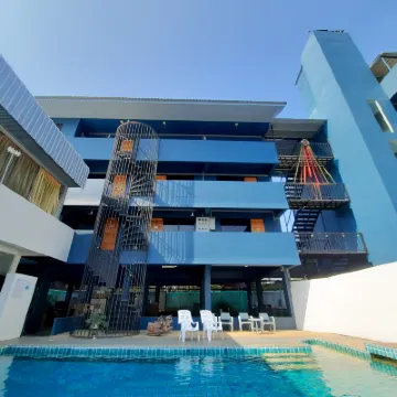 Watket Hotel Hotels near Sayuri Massage Complex