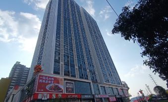 Nanning Yushang Apartment (Poly Lingxiu Qiancheng Branch)