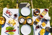 إنيادا هوتل ريزف