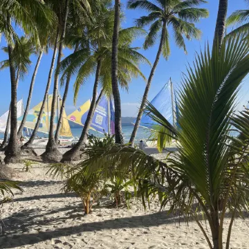 Sunvilla beachfront hotel