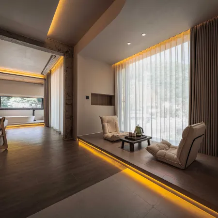 Yun Zizai · Azure Tea Mountain Creek House · Mountain Wild Swimming Pool Homestay
