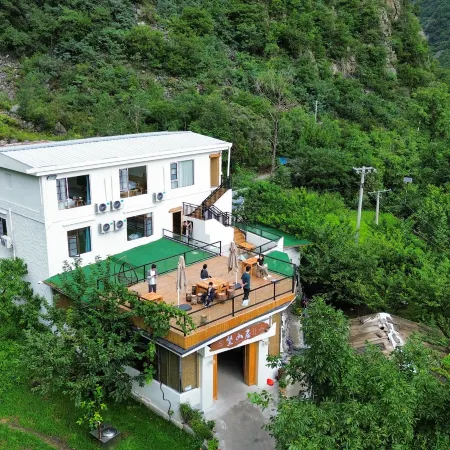 WangshanJu in Lixian County