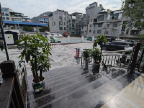 望謨六洞河ホテル（文化広場） 望謨のホテル