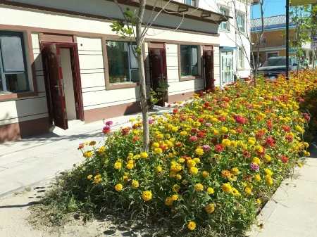 Snowy Residents' Hotel, Chonghuer Town, Burqin Отели рядом с Аэропорт Канас