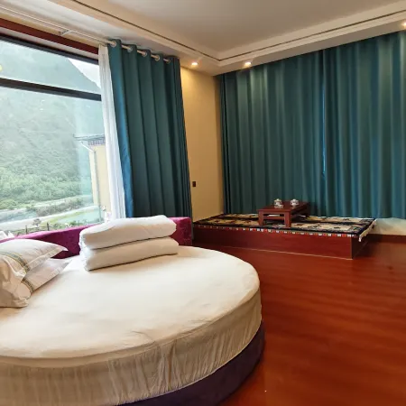 Zhuoni Dayu Yunduan Homestay