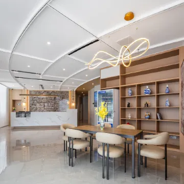 Magnotel Hotel (Binzhou Boxing Bobai Shopping Plaza Branch)