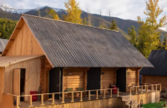 Mountains Like This • Natural Aesthetics Garden Courtyard Homestay (Baihaba Old Village Branch)
