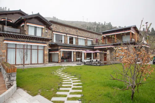 Xiahe Daerzongbu Cuckoo Manor