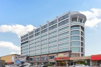 藝龍萬國酒店 鄰近運城體育中學的酒店