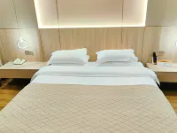 Xincheng Hotel (Yi He Avenue) - Balkoner