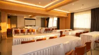 Lanyun Yixian Holiday Spa Hotel (Jinzhou Yixian Station Branch) - พร้อมอาหารเช้า