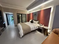 HuaYang International Hotel - Bãi đậu xe