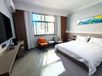 Seemore City Hotel Hotels in Luonan