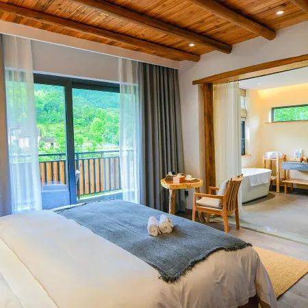 Fengyin Sanqiu Hostel