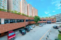 Hongshan International Hotel - parking