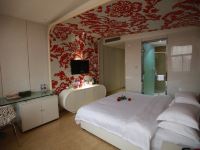 台州梅地亚酒店 - 凡尔赛玫瑰大床房