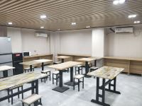 京华连锁酒店(石家庄新火车站店) - 餐厅