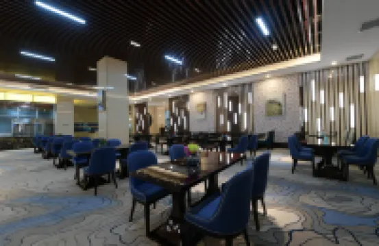 Yulong Hotel