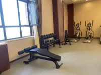 River Garden Hotel (Tarim University) - Fitnessstudio