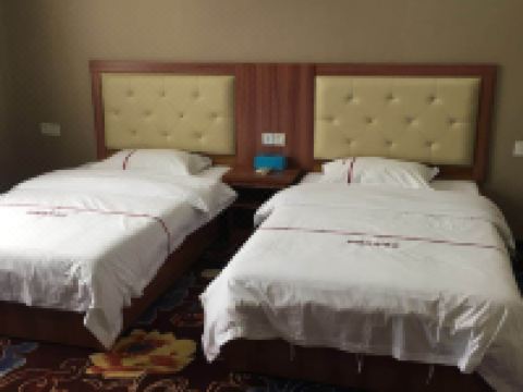 田东凯臻商务酒店