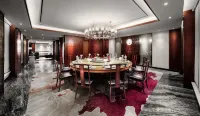 JP Hyllis Hotel - breakfast