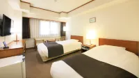 Maple Inn Makuhari Отели в г. Ятиё