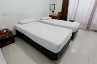 The Fort Hotel Các khách sạn ở Tirtonirmolo
