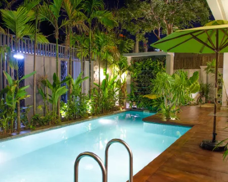 Hotel Five.S Hotels in Kampot