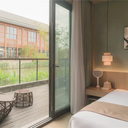 Qidong Zhouyi Hot Spring Hotel