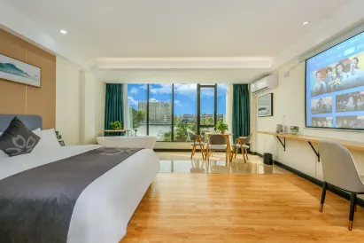 Feronia Hotel