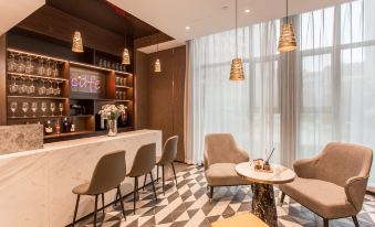 Homeinn Plus Hotel (Linyi Wuzhou Lake Grand Theater)