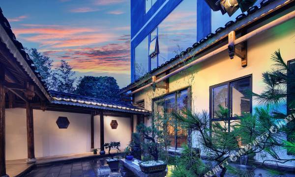 Yinyue Hanshe Homestay (Yucai Campus, Guangxi Normal University)