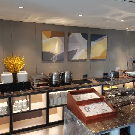 Homeinn Selected Hotel (Longkou Huanhai Middle Road Government Square)