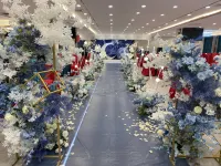 Hengzhou International Hotel - parking