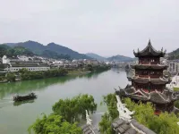 Zhenyuan Xurun Shanju River View Homestay (Zhenjiangge) Hotel a Zhenyuan