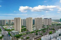 ReMAX熱麥eスポーツホテル（寧波鉄道駅南塘旧街）