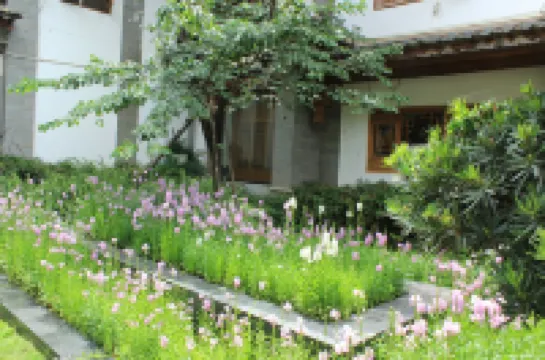 昆明滇池度假區子午聚客棧