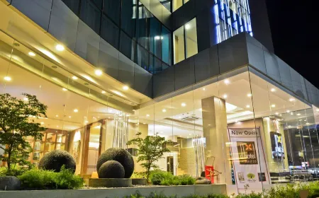 D'Hotel & Suites Отели рядом с достопримечательностью «Iglesia Ni Cristo»