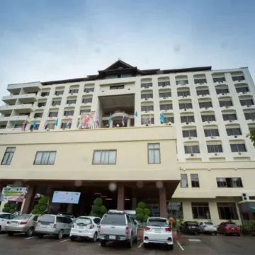 Phrae Nakara Hotel