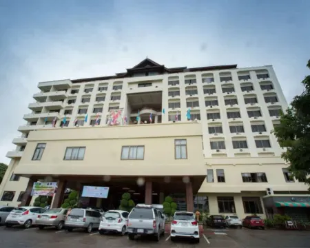 โรงแรมแพร่นครา โรงแรมในแพร่