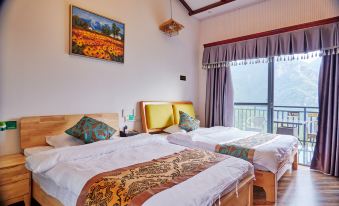 Linglonggu Huafeng Mountain Villa