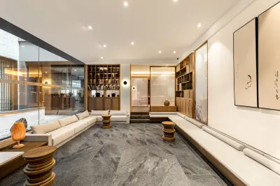 Huazhu Luxury Yunben Yard (Weihai Huancuilou Shop) Hotel di Weihai