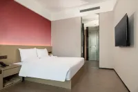 CERAMK HOTEL（Foshan Shunde Fisherman's Wharf ） Hotels near Ronggui Passenger Transport Terminal