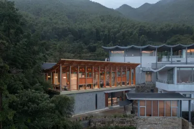 Lost Lodge Qianshan